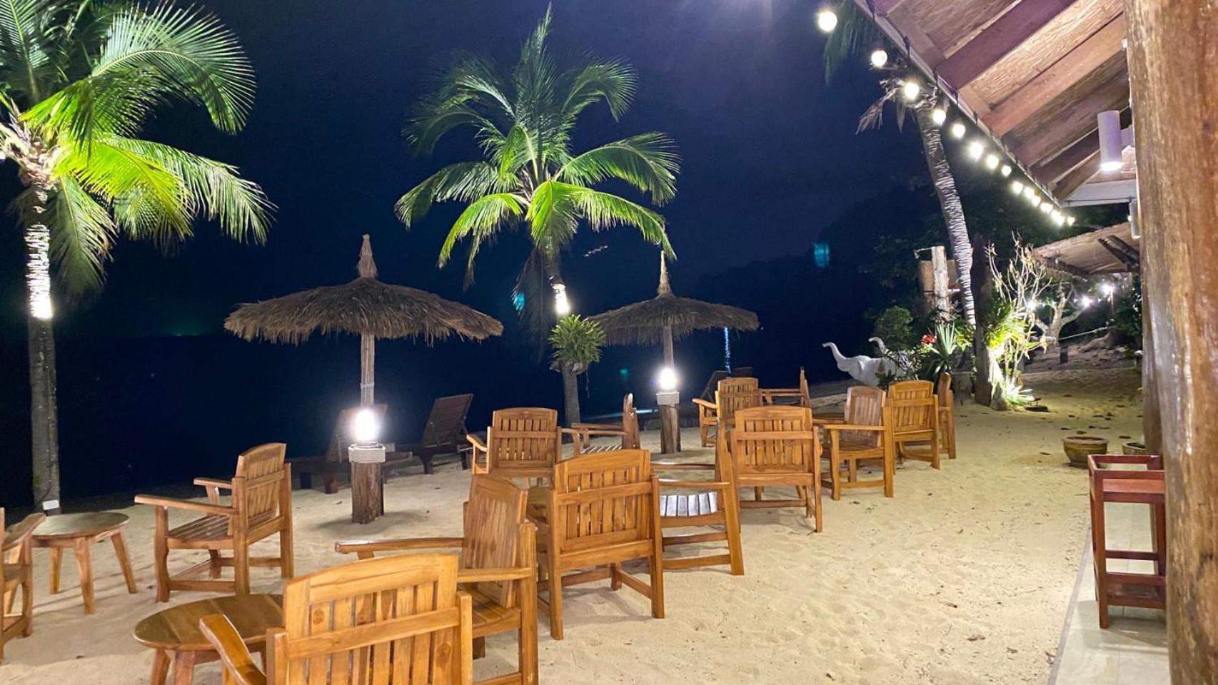 Koh Ngai Paradise Beach Exterior photo