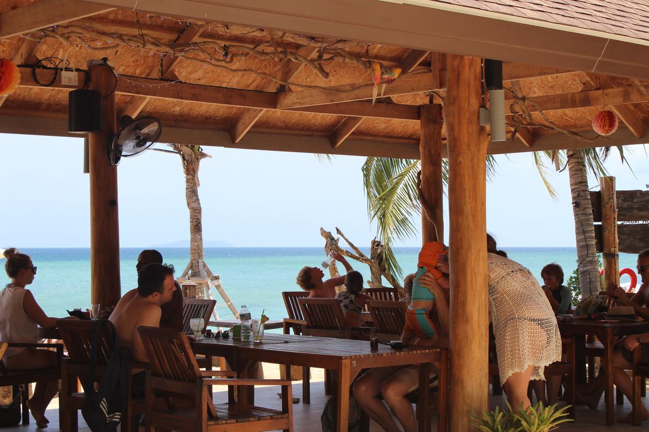 Koh Ngai Paradise Beach Exterior photo